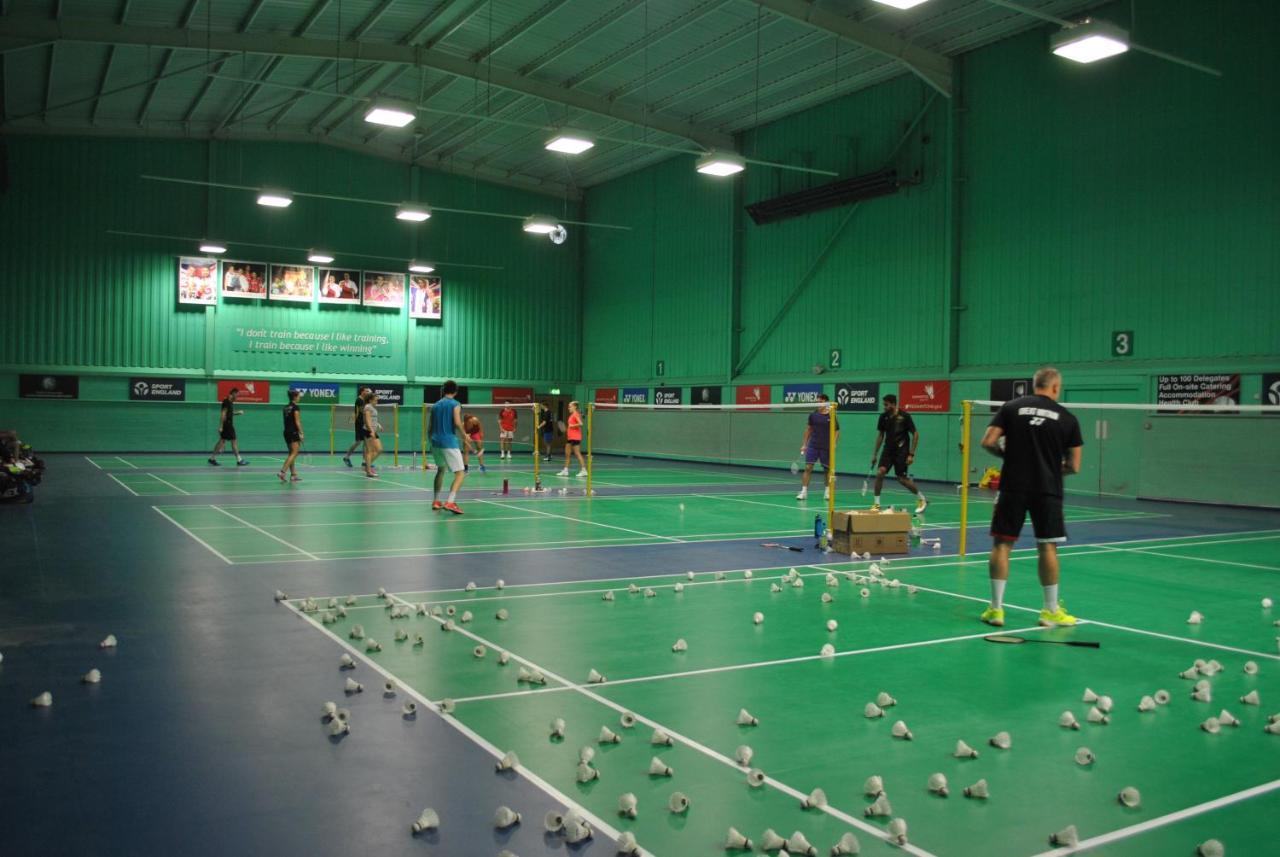 National Badminton Centre Lodge & Health Club Milton Keynes Exterior foto
